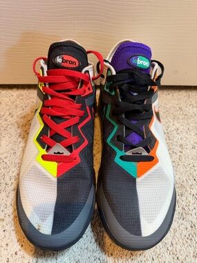 Nike LeBron XVIII 18 Low Greedy Mens